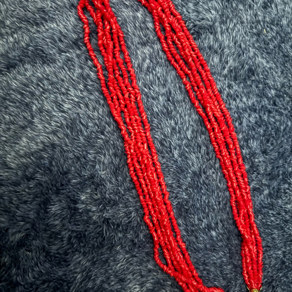 Red is for Lovers. Great for Date Night - Picture 2 of 3